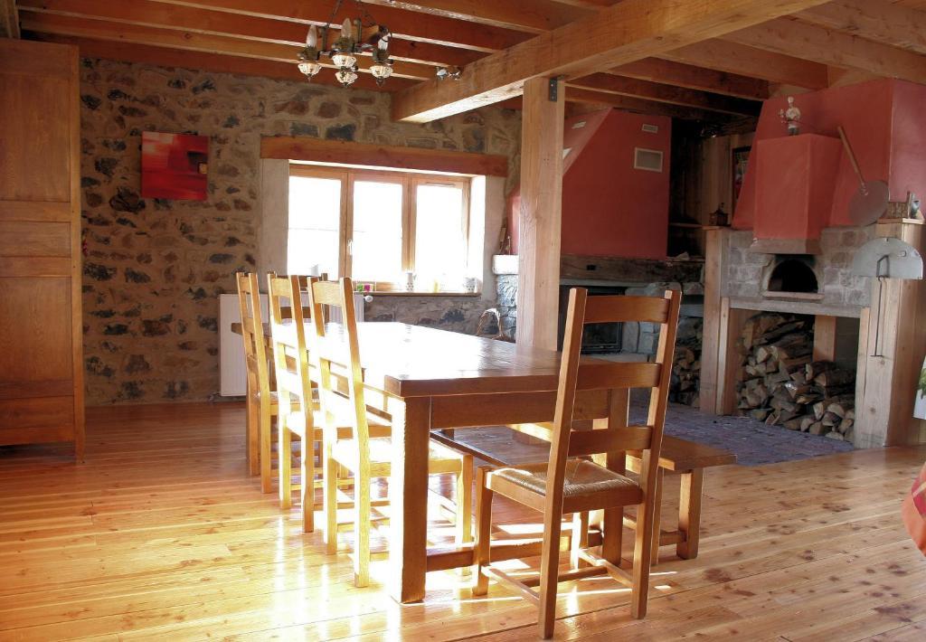 Chambres D'Hotes La Cime Beaujolaise Poule-les-Echarmeaux ภายนอก รูปภาพ